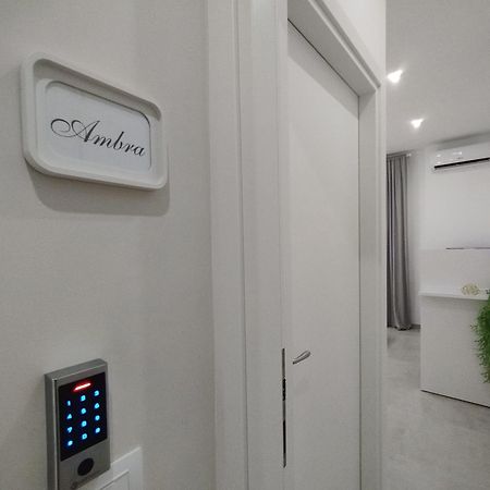 Agatha Modern Elegant Rooms SantʼAgata di Militello Dış mekan fotoğraf