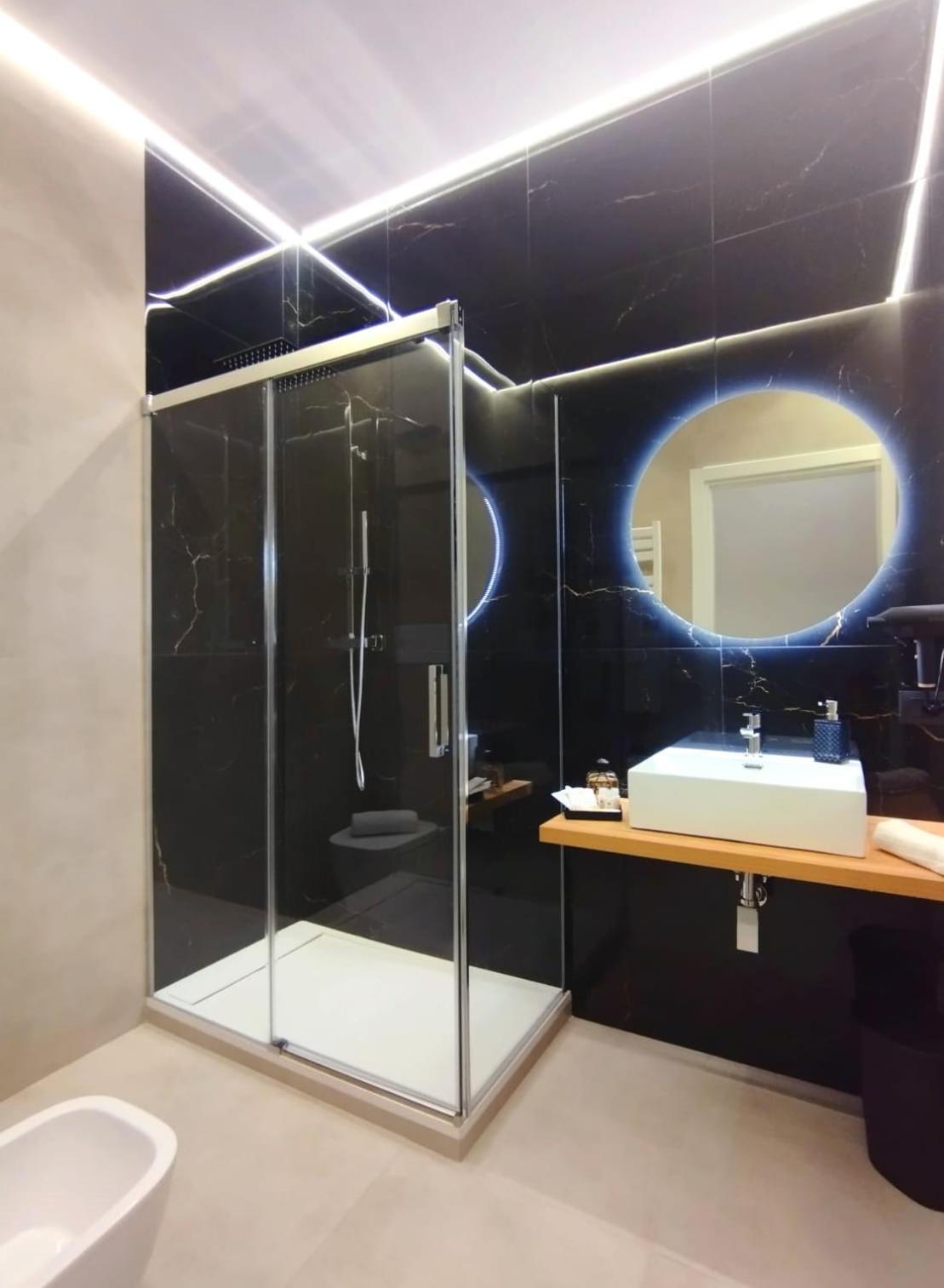 Agatha Modern Elegant Rooms SantʼAgata di Militello Dış mekan fotoğraf
